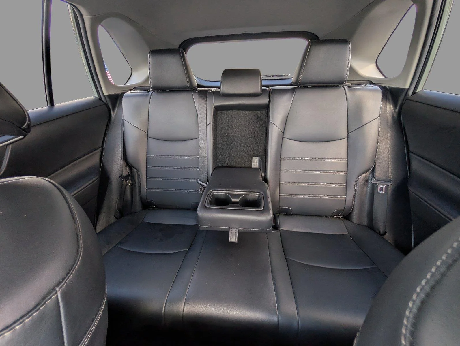 Used 2023 Lunar Rock Toyota XLE Premium image 13