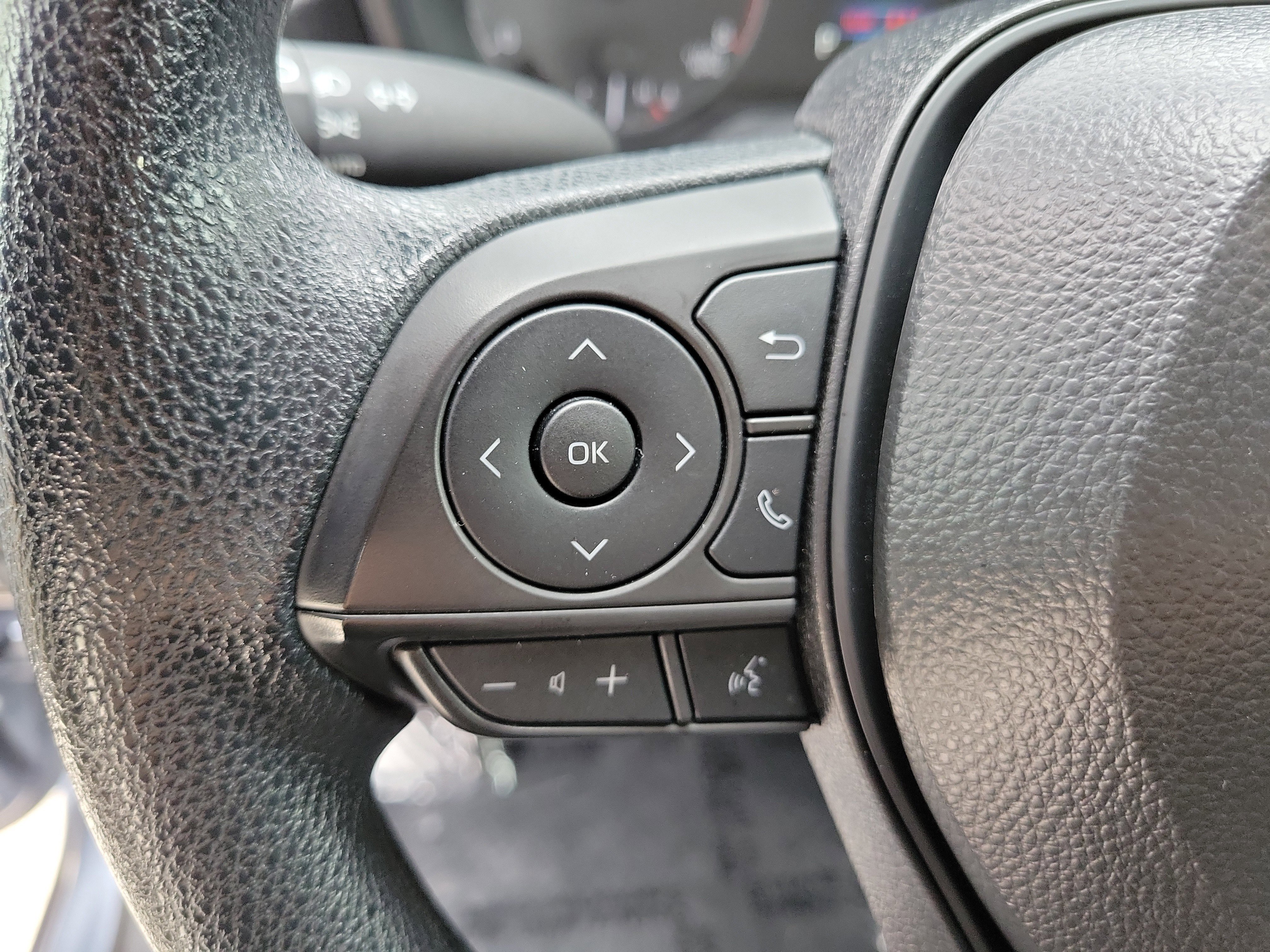 Used 2025 Celestite Toyota LE image 28