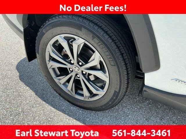 Certified Used 2024 WIND CHILL PEARL Toyota  image 58