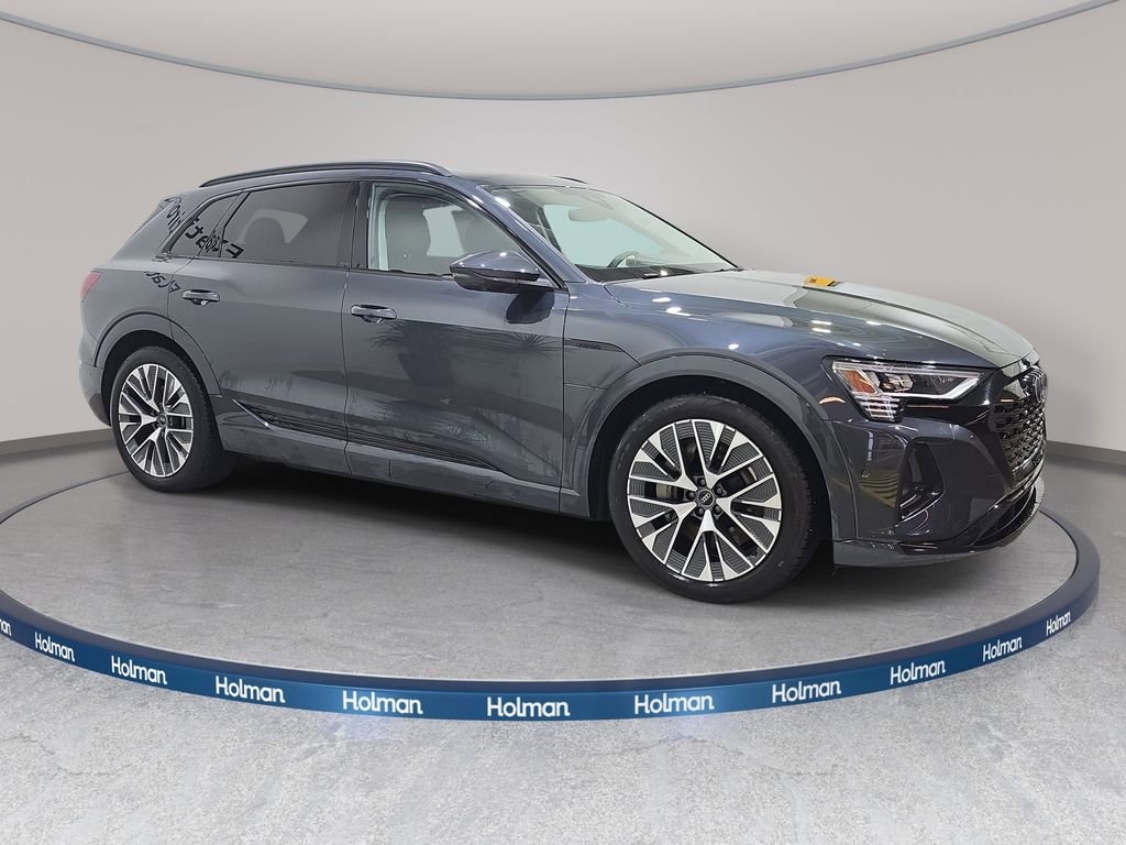 Used 2024 Gray Audi Premium Plus image 5