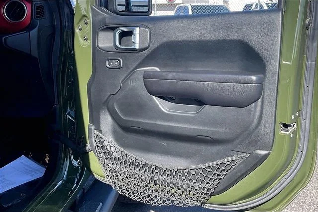 Used 2021 Green Jeep Rubicon image 19