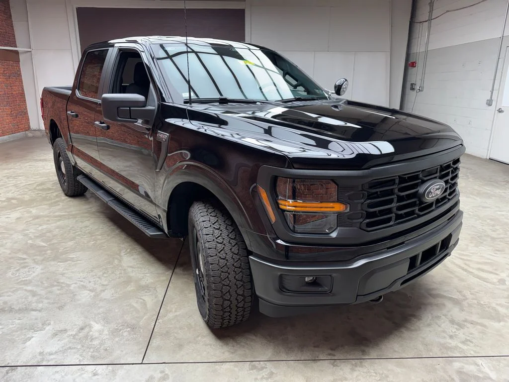 New 2026 Black Ford XL image 6