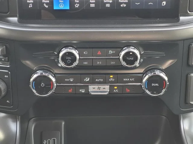 New 2026 Agate Black Metallic Ford Tremor® image 15