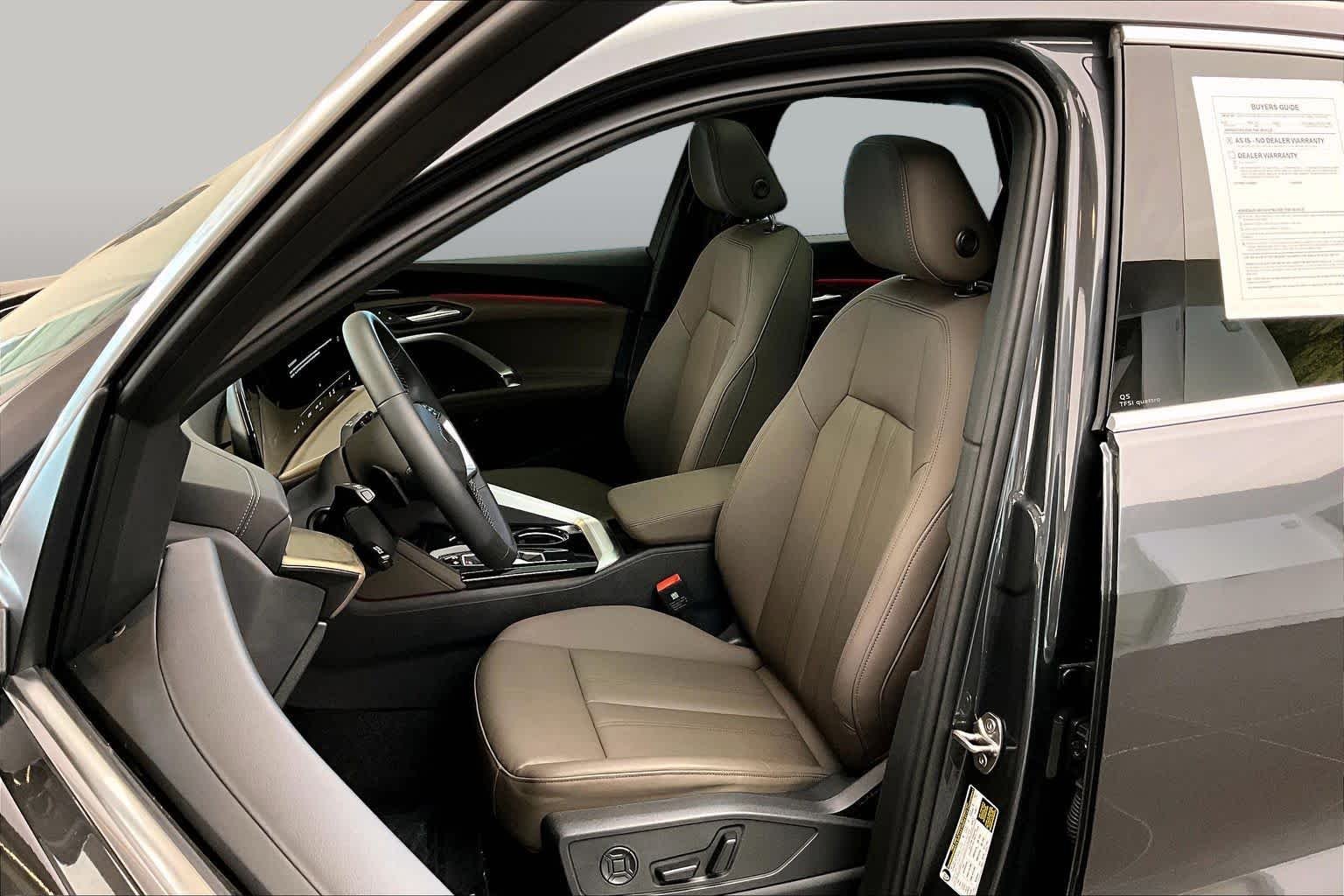 Certified Used 2025 Tambora Gray Metallic Audi Premium Plus image 7