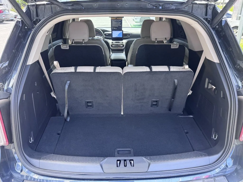 Used 2023 Blue Ford XLT image 8