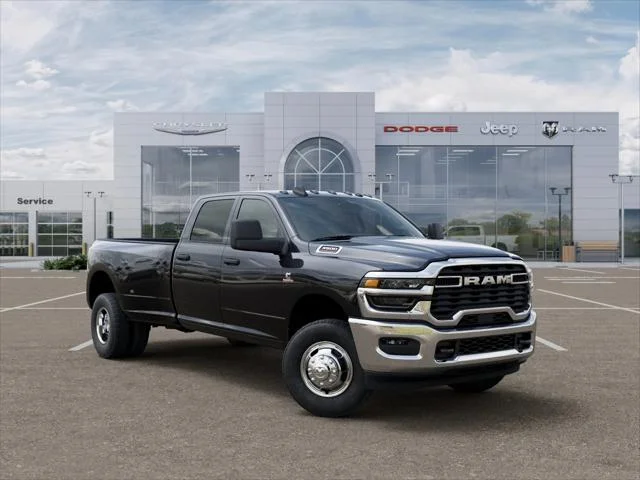 New 2026 Diamond Black Crystal Pearl-Coat Exterior Paint RAM Tradesman image 31