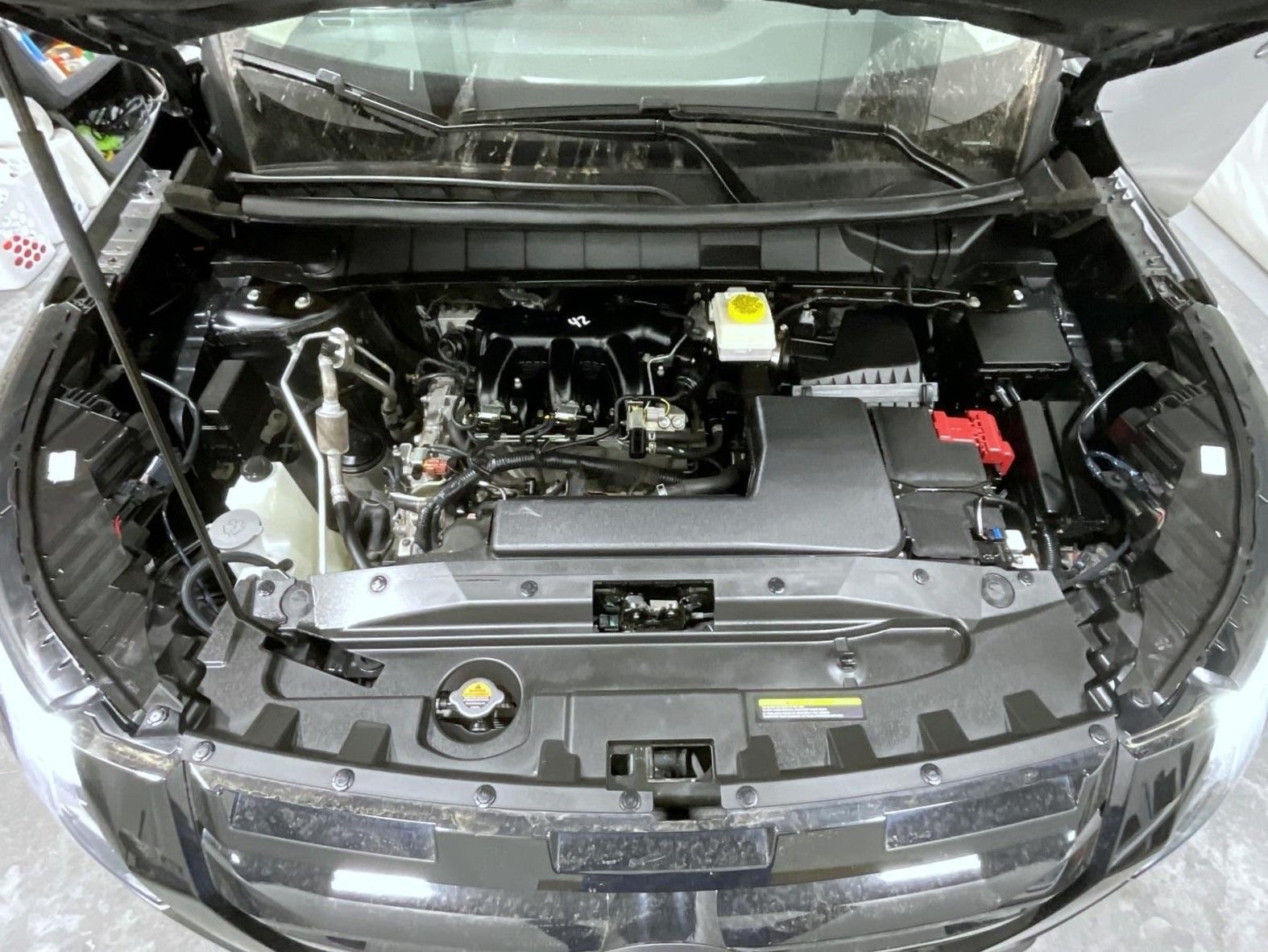 Used 2024 Gray Nissan SV image 27