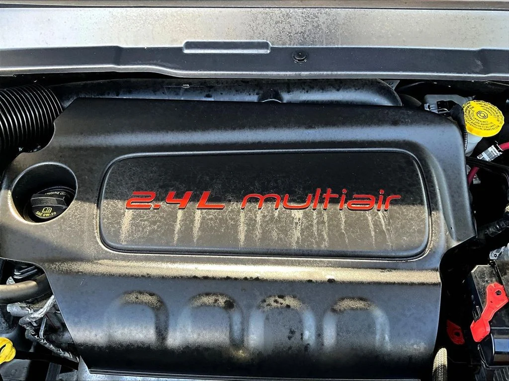 Certified Used 2019 Silver Jeep Limited image 32