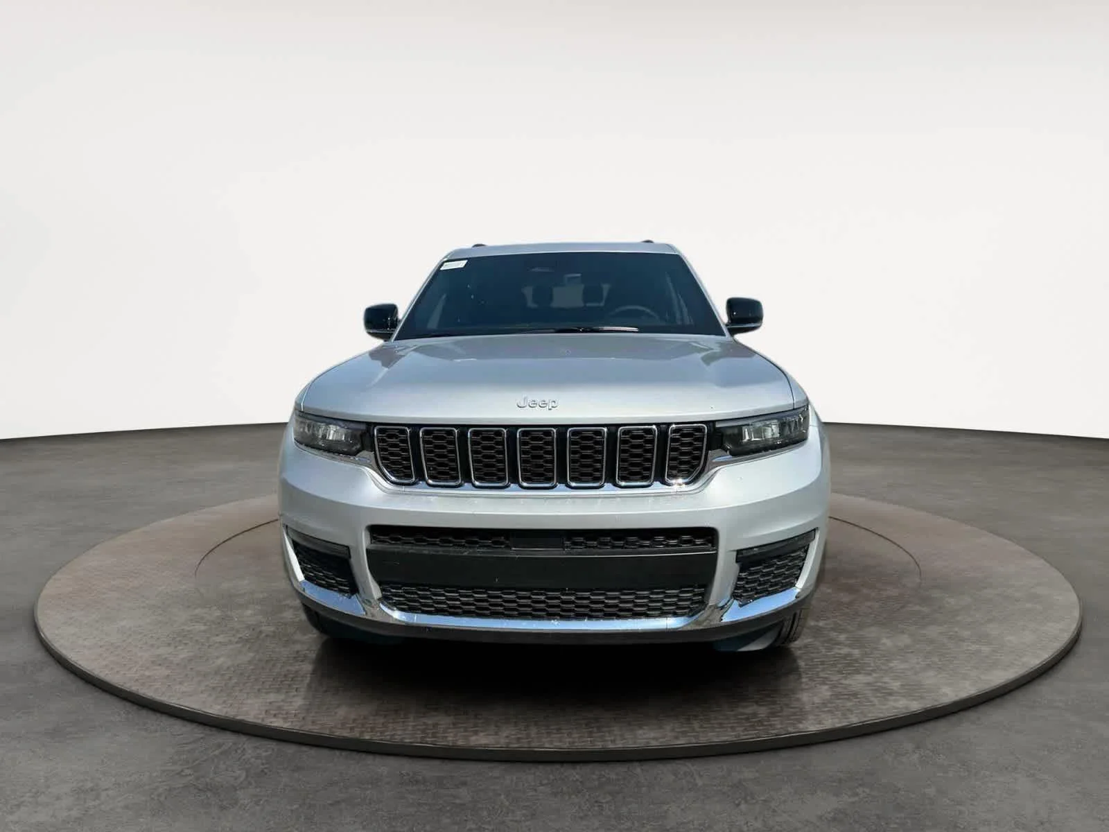New 2025 Silver Zynith Exterior Paint Jeep Limited image 8