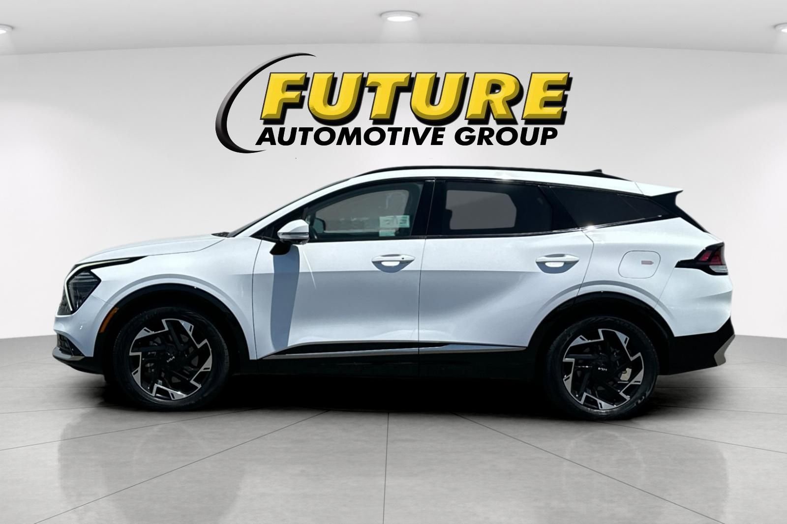 Used 2025 White Kia SX-Prestige image 7