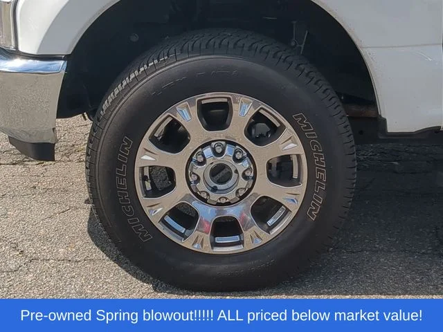 Used 2021 White Ford Lariat image 18