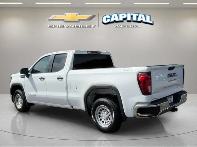 Used 2025 Summit White GMC Pro image 3