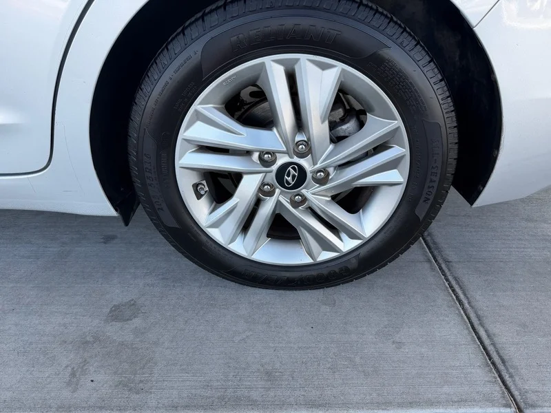 Used 2020 Symphony Silver Hyundai SEL image 30
