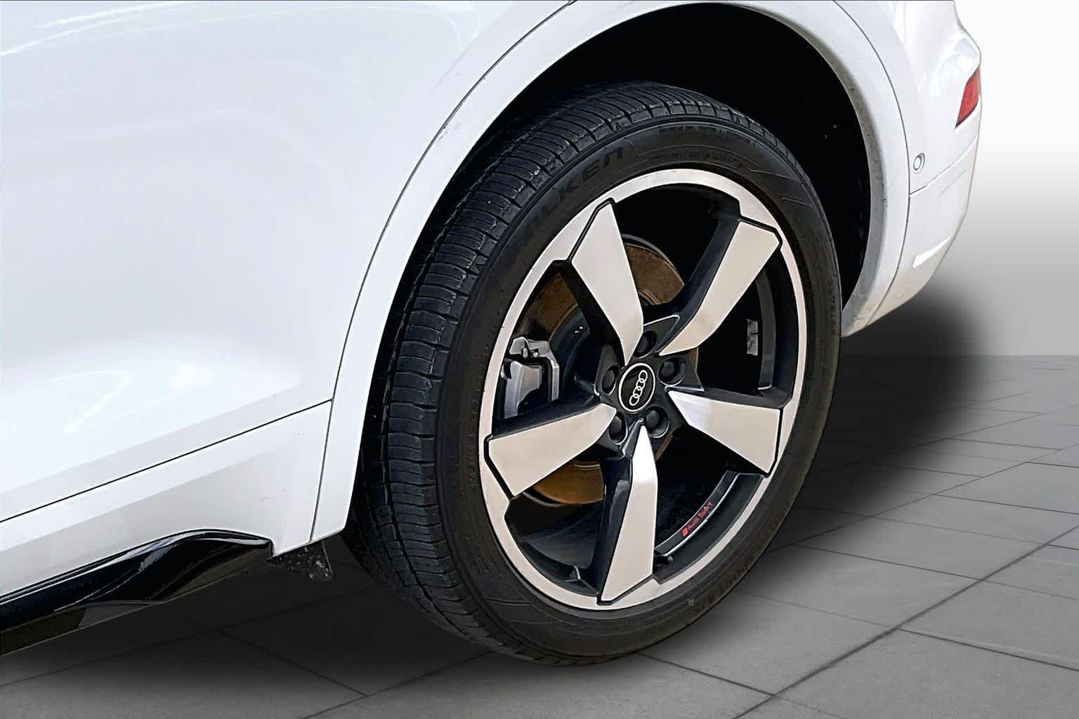 Used 2022 Glacier White Metallic Audi S line Prestige image 11