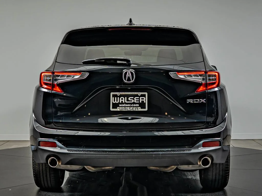 Used 2021 Black Acura  image 6