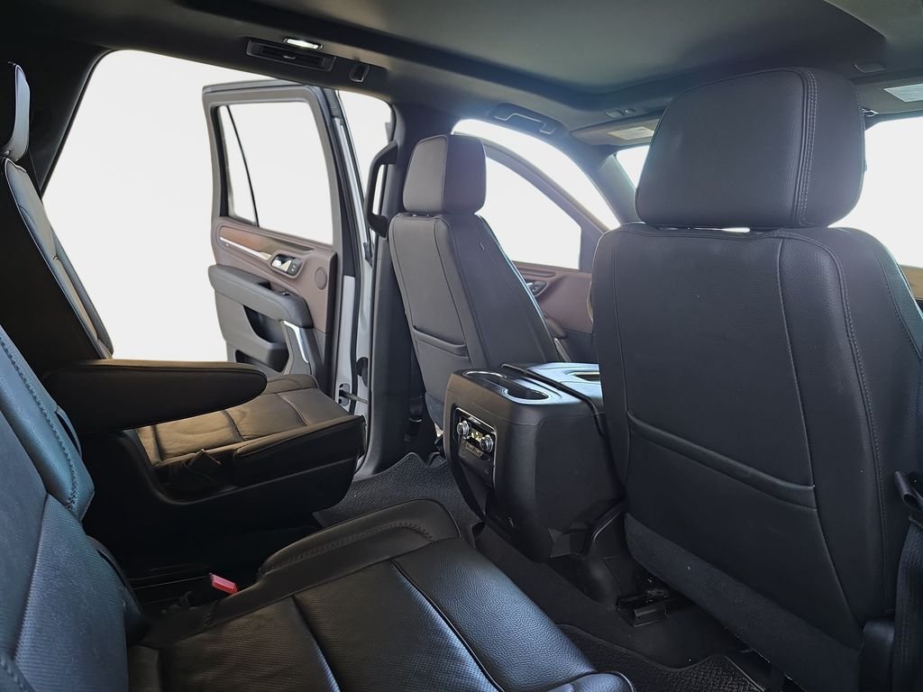 Used 2021 White GMC Denali image 13