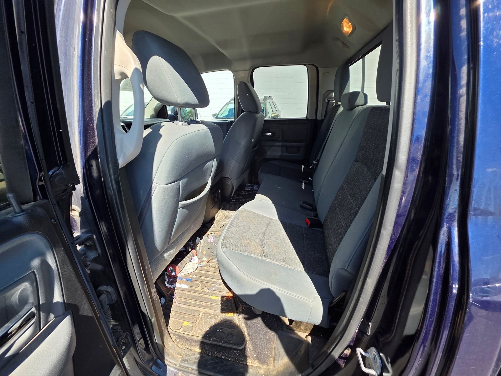 Used 2013 True Blue Pearlcoat Ram SLT image 13