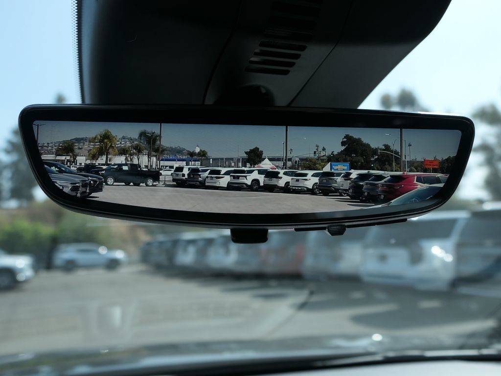 2027 Chevrolet Traverse RS - Photo 22