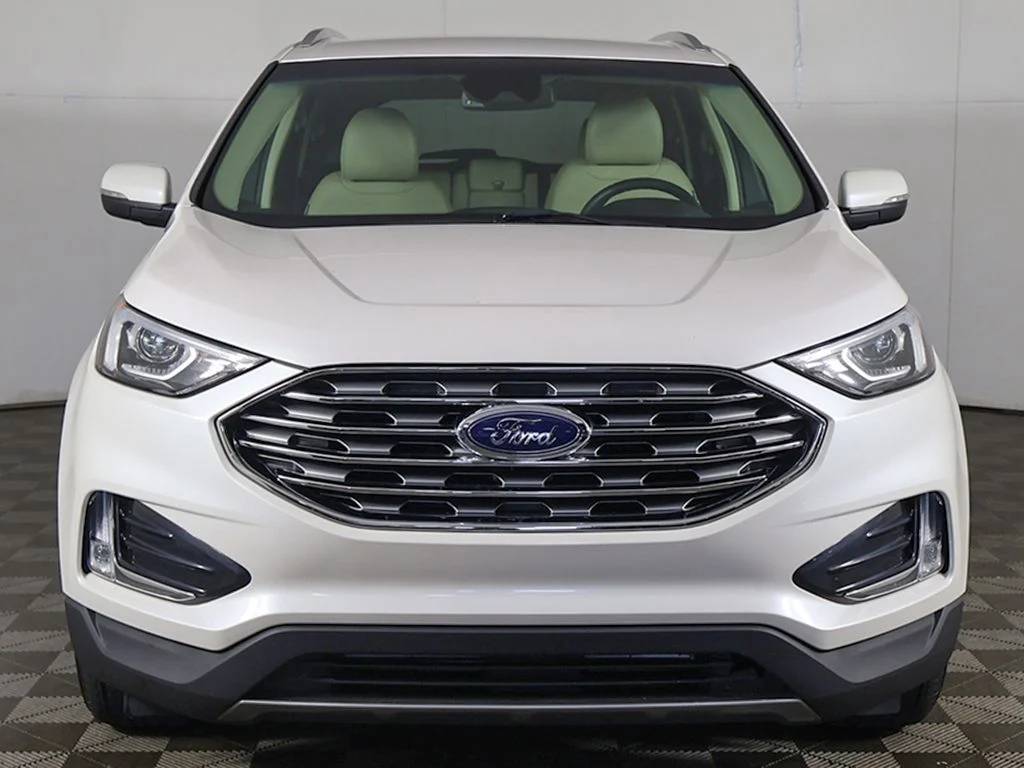 Used 2019 White Ford SEL image 10