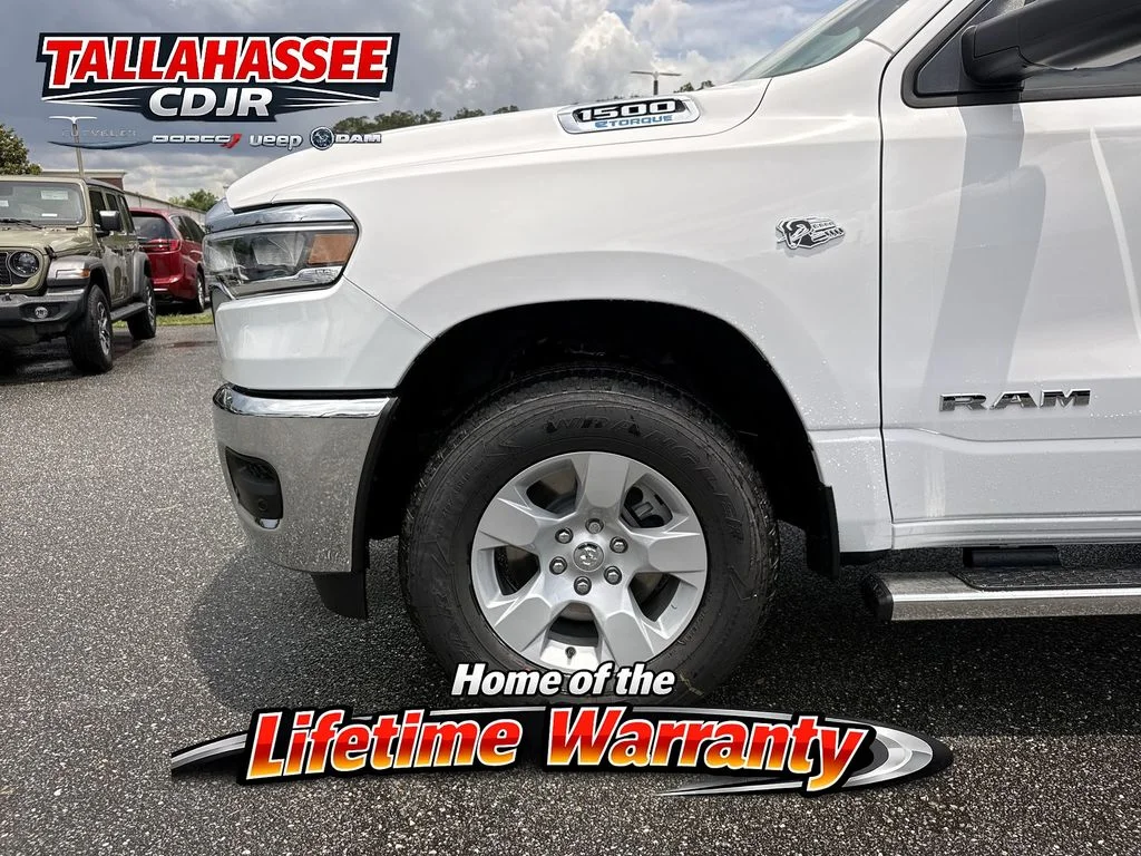 New 2026 Bright White Clear-Coat Exterior Paint RAM Tradesman image 12
