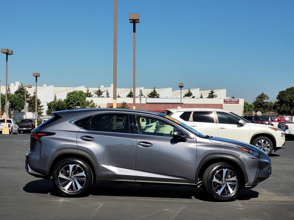 Used 2020 Gray Lexus 300h image 3
