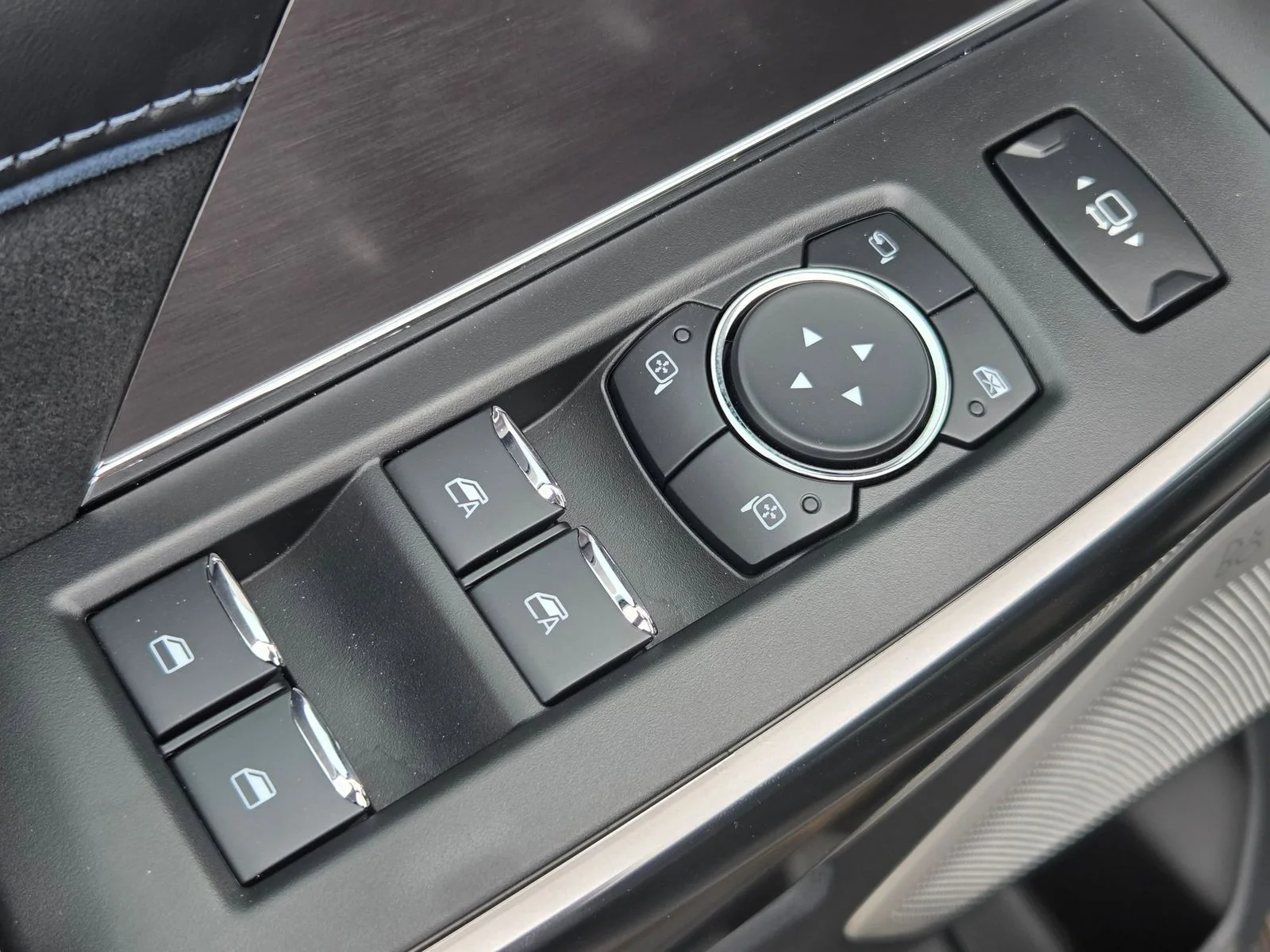 New 2026 Carbonized Gray Metallic Ford F-250® Platinum® image 14