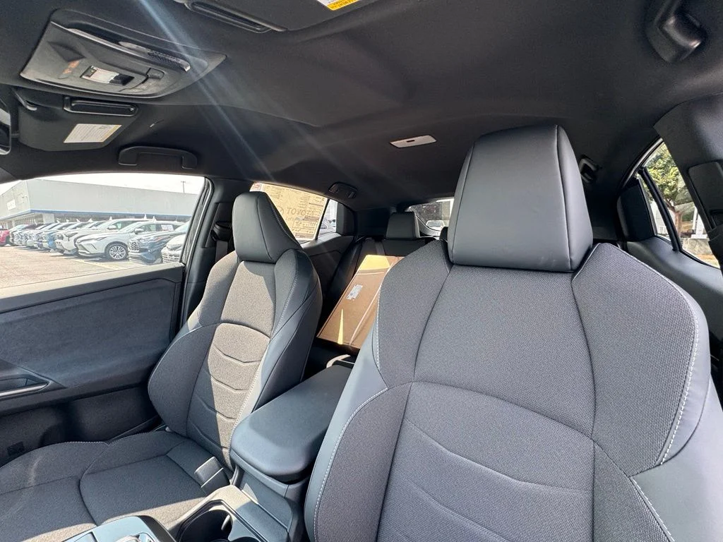 New 2026 Midnight Black Metallic Toyota SE image 18