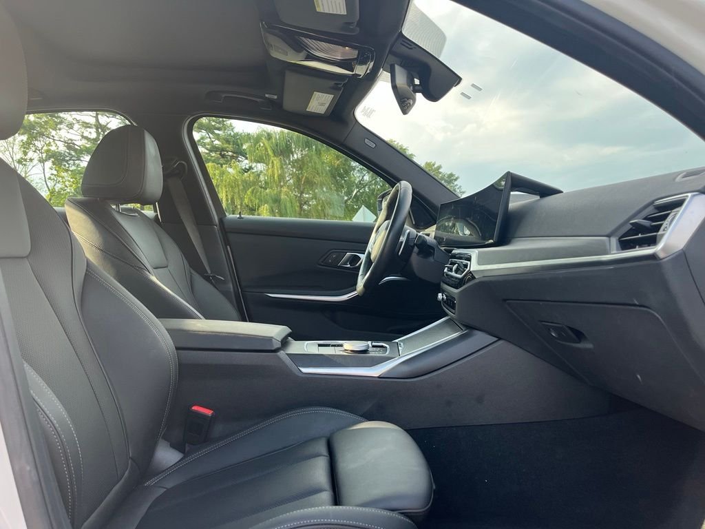 Used 2024 White BMW M340i xDrive image 26