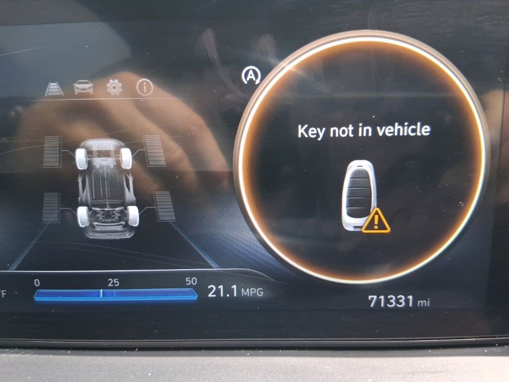 Used 2023 Gray Hyundai SEL image 23
