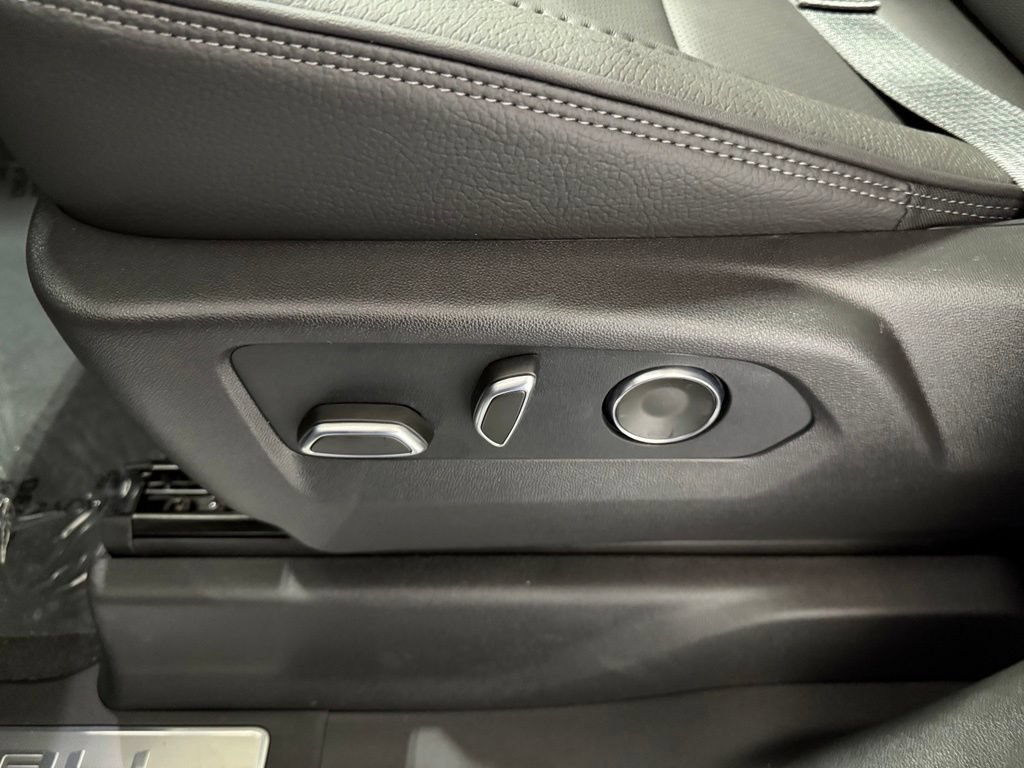 2026 GMC Sierra 1500 Denali - Photo 6