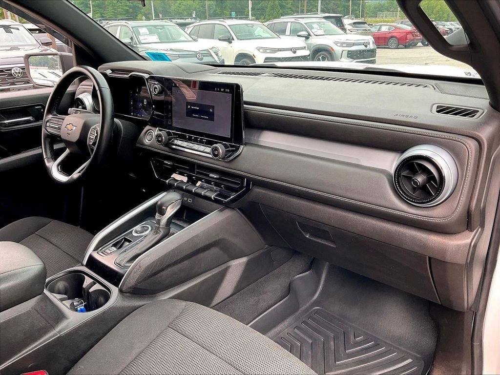 Used 2023 Summit White Chevrolet LT image 13