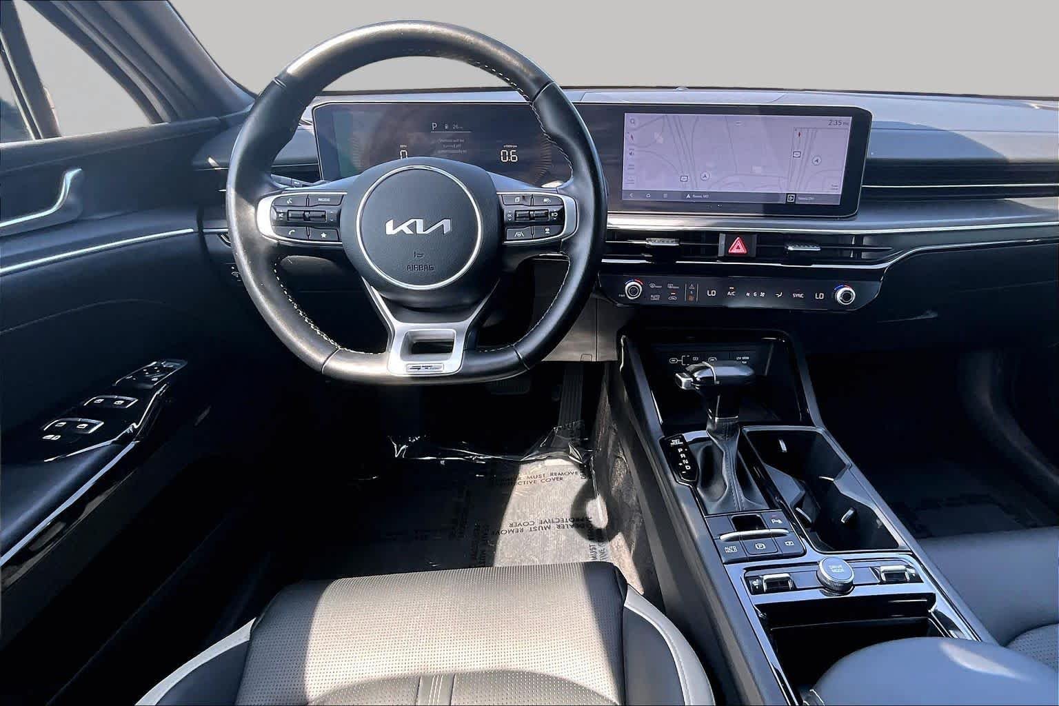 Used 2025 Wolf Gray Kia GT-Line image 16
