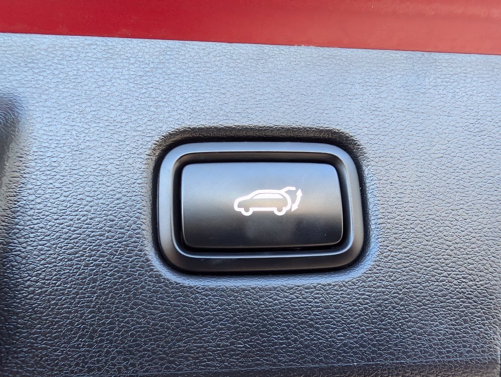 Certified Used 2025 Red Hyundai SEL image 11