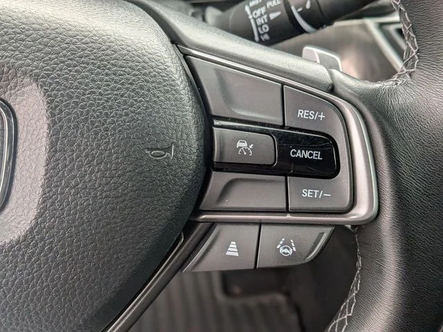 Used 2022  Honda Sport image 17