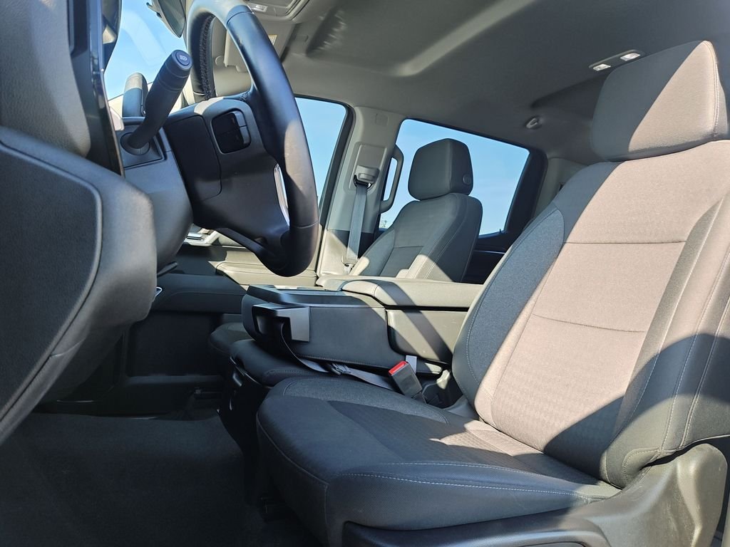 Used 2024 White Chevrolet LT image 13