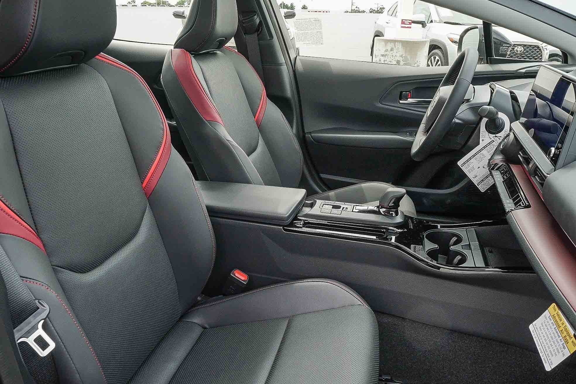 New 2026 Wind Chill Pearl Toyota XSE image 30