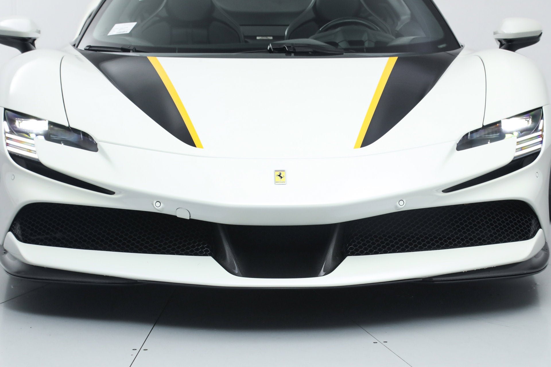 Certified Used 2024 Bianco Birdcage Ferrari  image 27