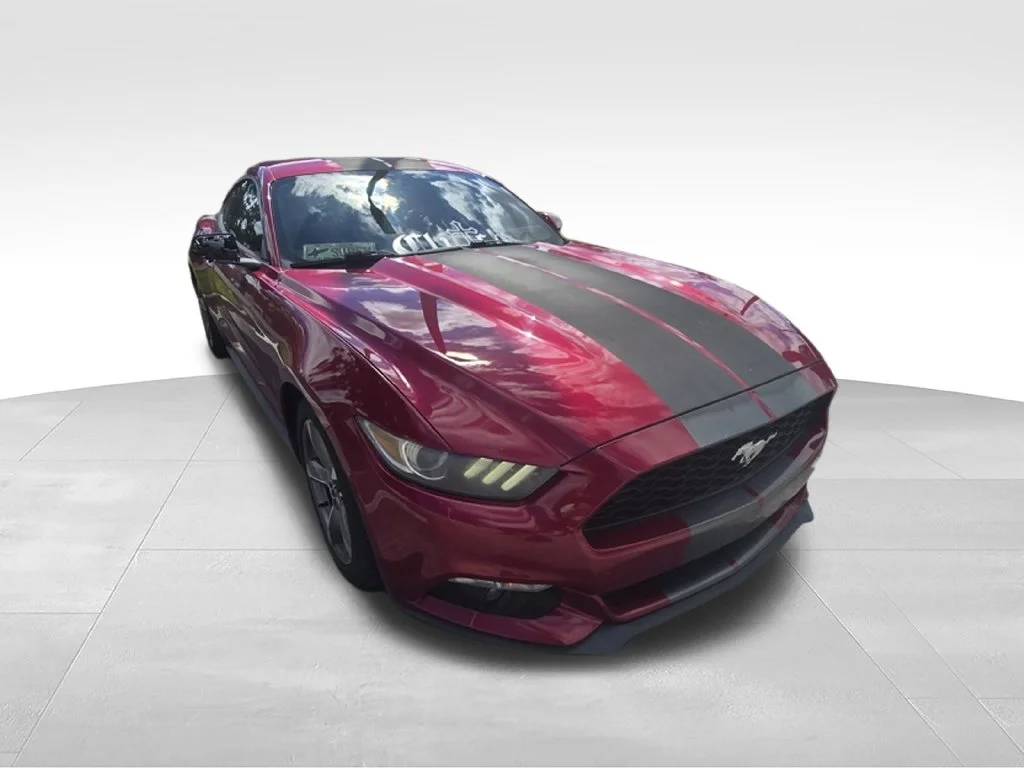 Used 2016 Red Ford V6 image 4
