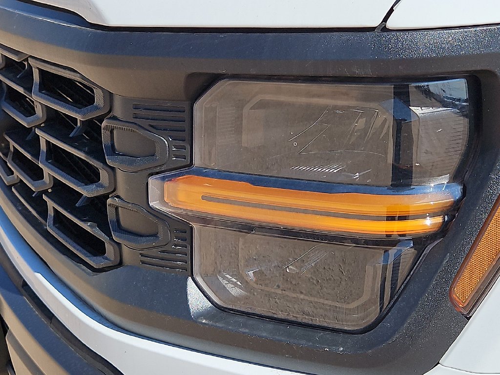 New 2026 Oxford White Ford XL image 14