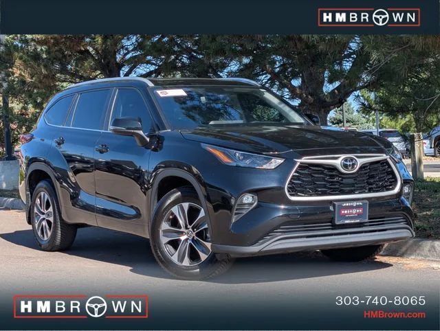 2023 Toyota Highlander XLE