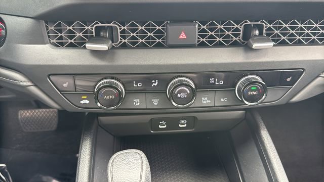 Used 2024 Canyon River Blue Metallic Honda EX image 25