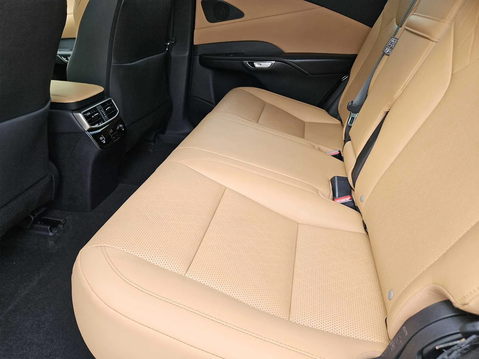 Certified Used 2025 EMINENT WHITE PEARL Lexus Premium Plus image 22