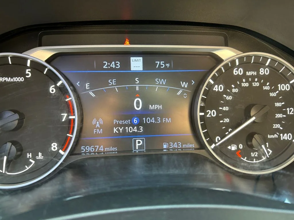 Used 2024 Red Nissan 2.5 SV image 10