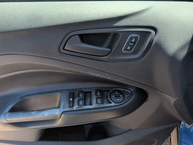 Used 2019 Blue Ford S image 15
