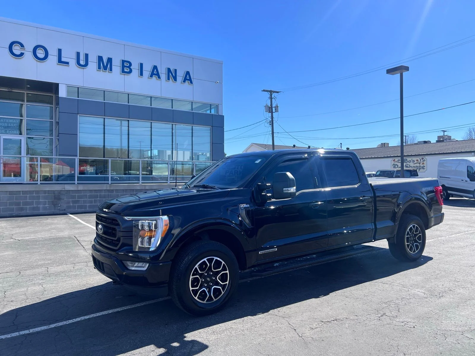 Used 2022 Black Metallic Ford XLT image 3