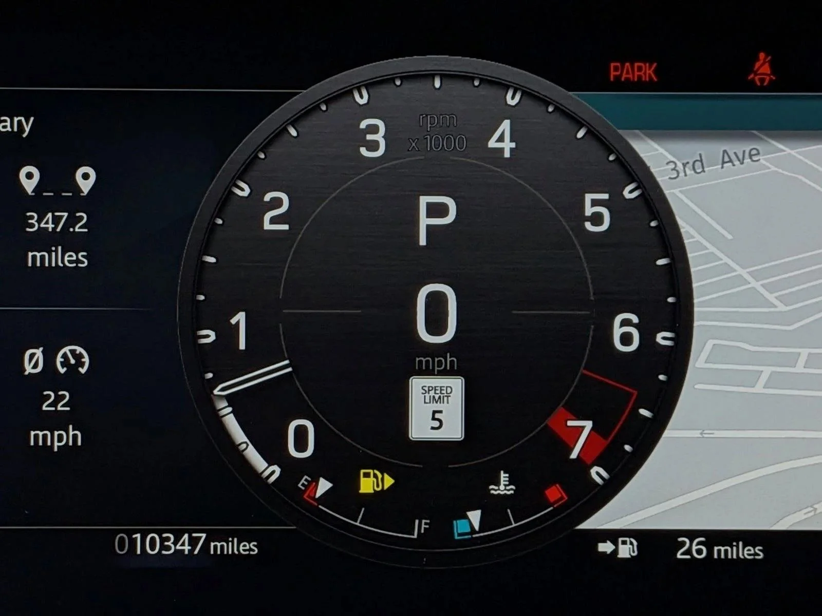 Used 2024 Black Land Rover X-Dynamic SE image 9