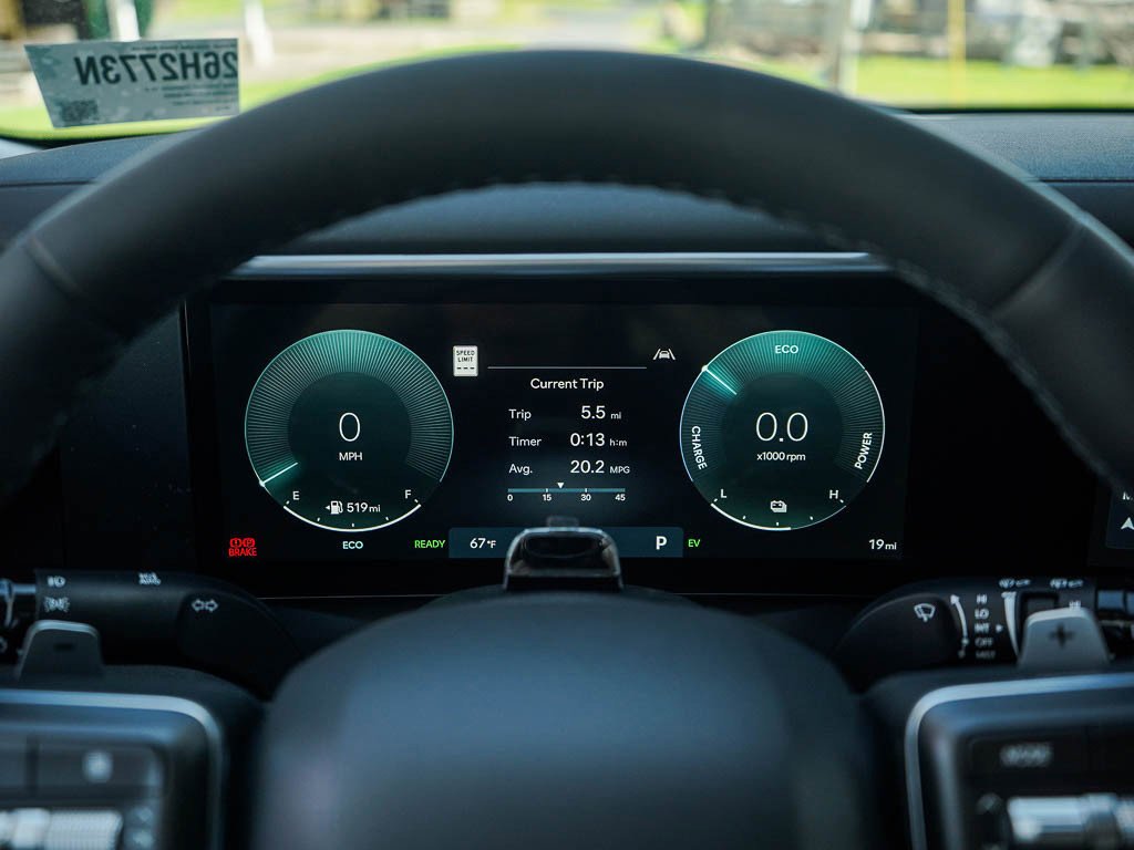 New 2026 Titan Green Hyundai SEL Premium 8P AWD image 24