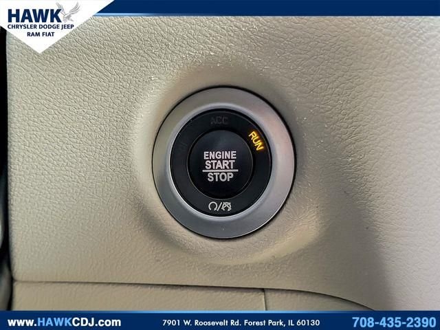 Used 2023 White Chrysler Touring L image 18