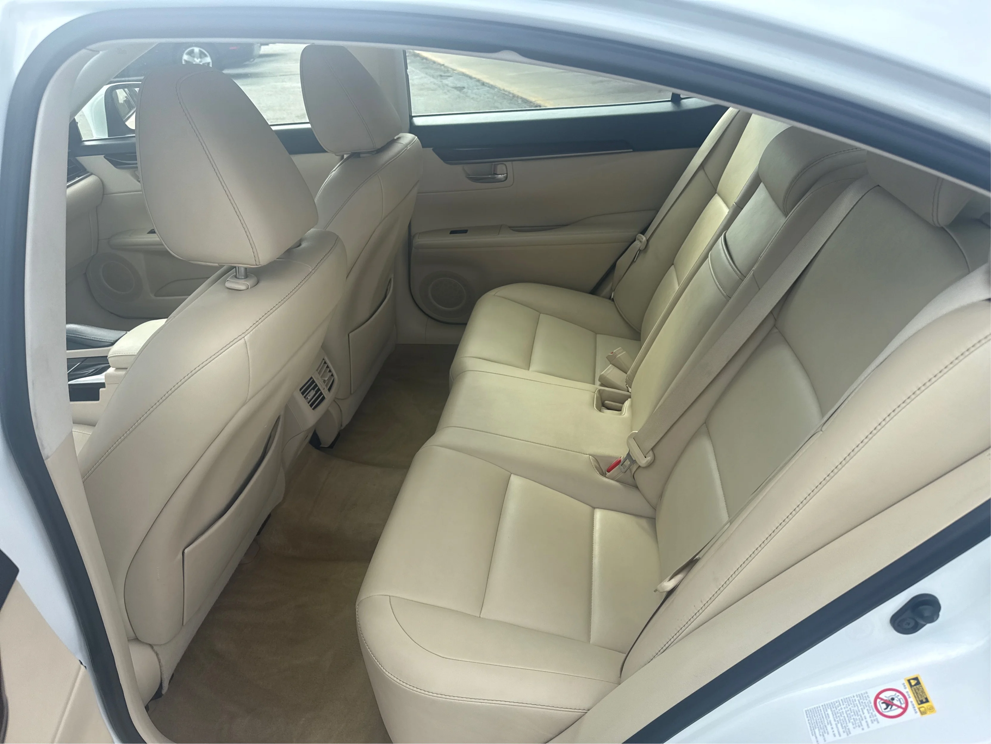 Used 2013 White Lexus Base image 10