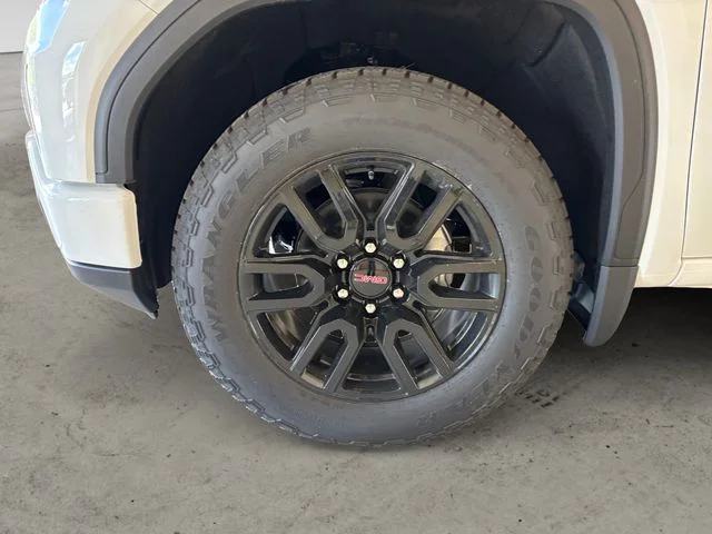 New 2026 White GMC Elevation image 15